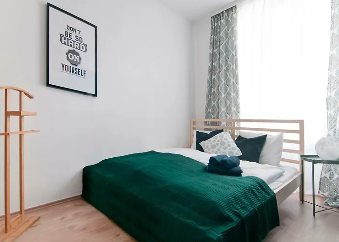 Stylish Self-check-in With 2 Bedrooms וינה