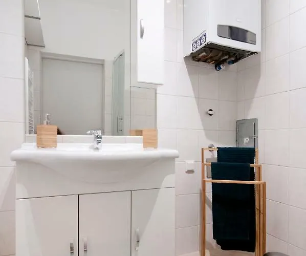 דירה Stylish Self-check-in With 2 Bedrooms